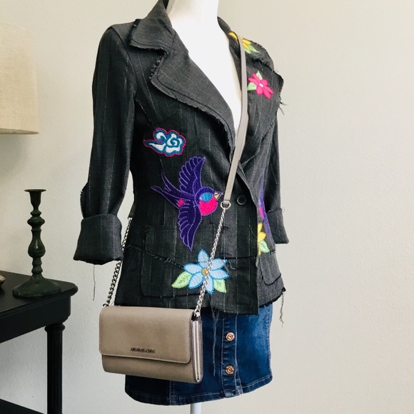 {New} Lucca Embroidered blazer - Picture 3 of 7